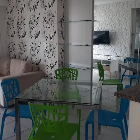 Class Apartamento *